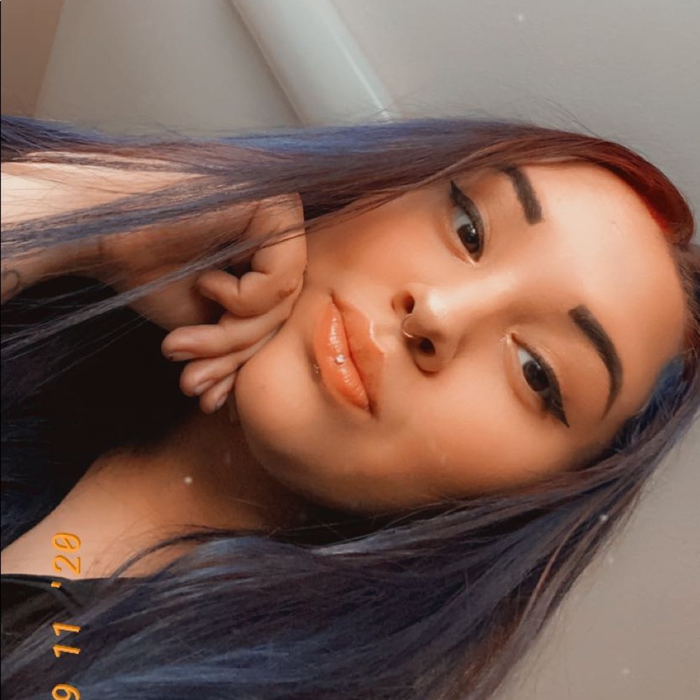 Meet your Posher, Lexy